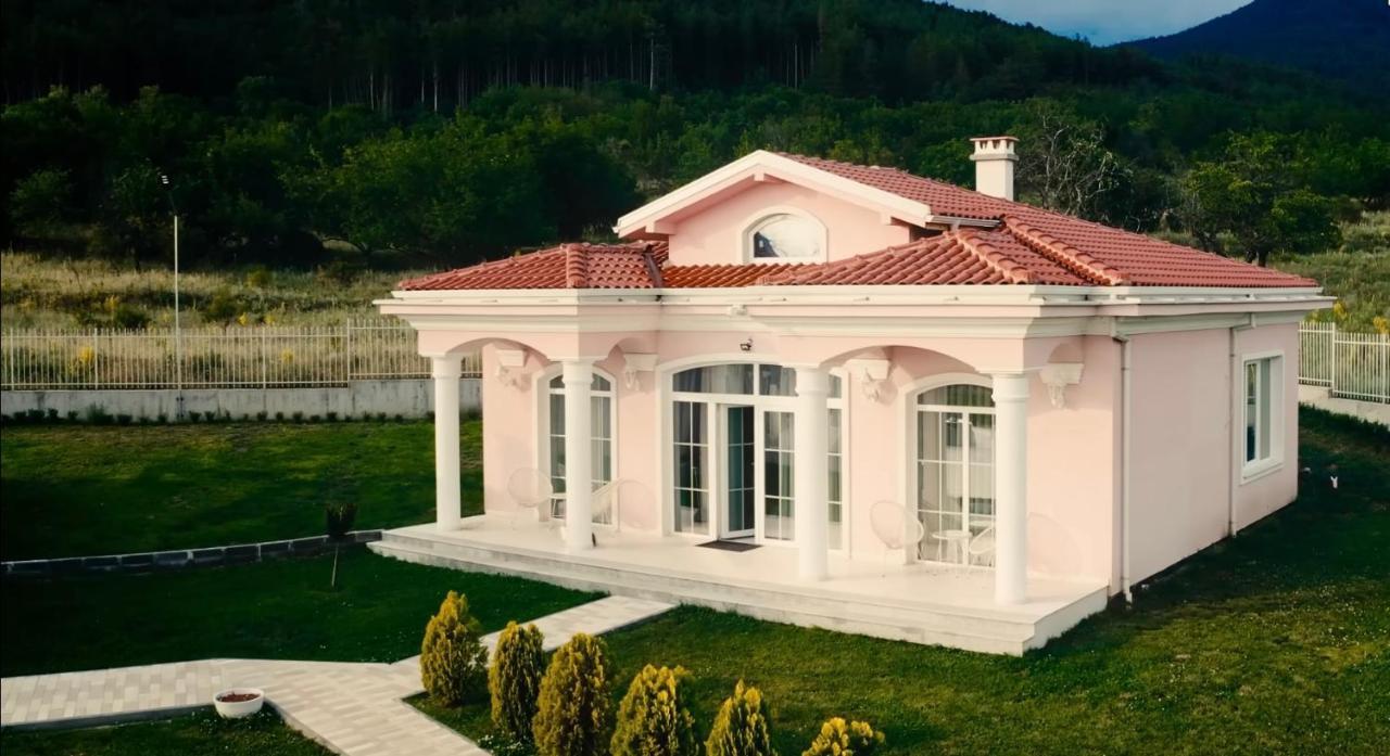 Diamond Villas Enina Exteriör bild